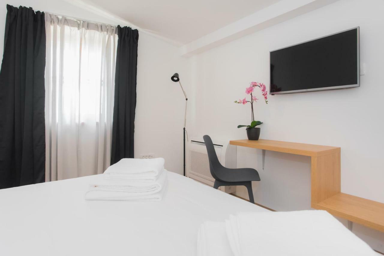 Rooms Kala Šibenik Eksteriør bilde
