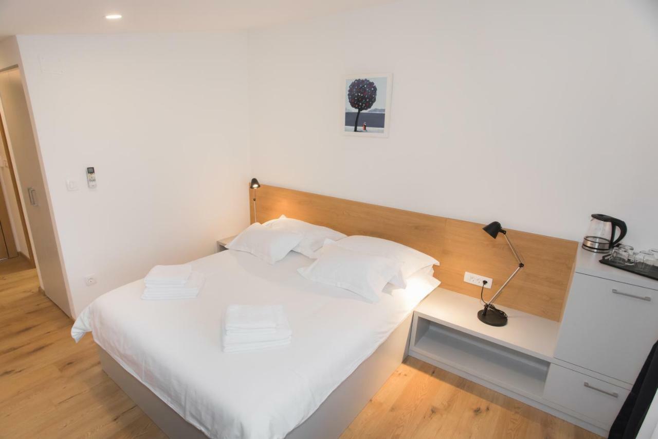 Rooms Kala Šibenik Eksteriør bilde