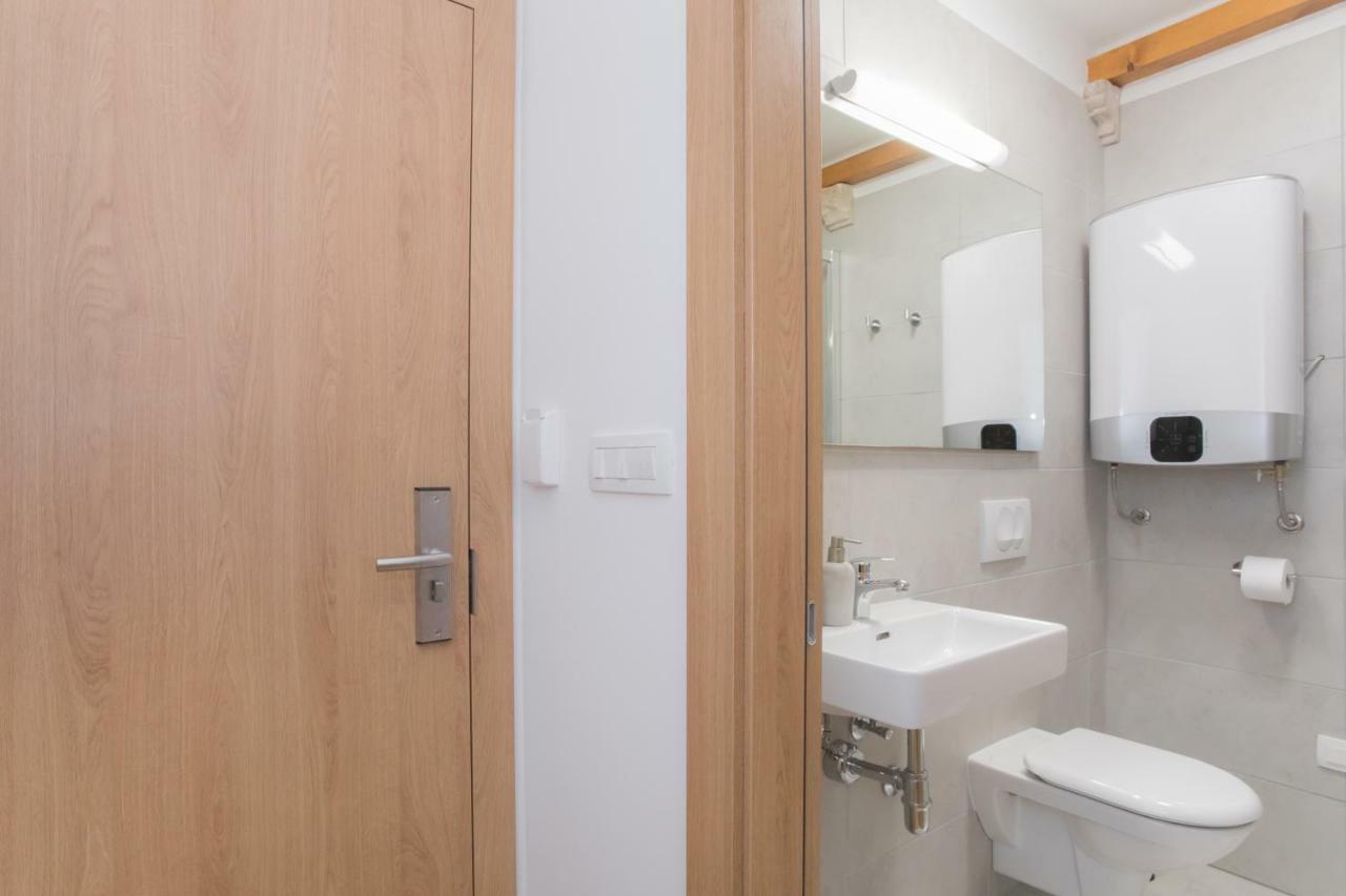 Rooms Kala Šibenik Eksteriør bilde